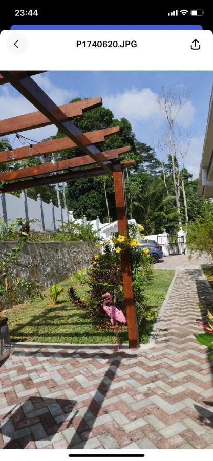 Hotel Ogumka, Self Catering , Beoliere, Mahe Victoria Exterior foto