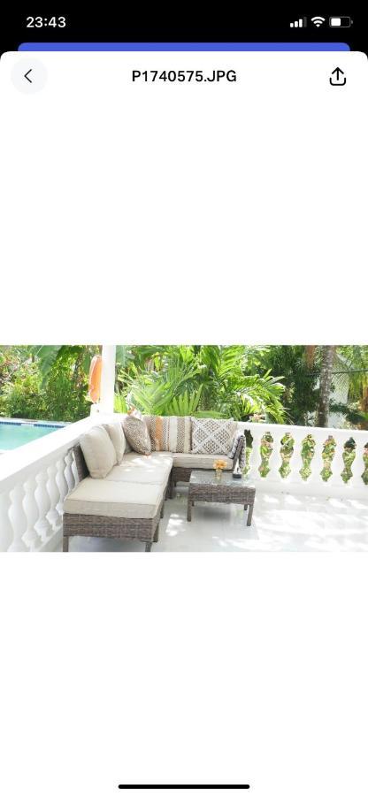 Hotel Ogumka, Self Catering , Beoliere, Mahe Victoria Exterior foto