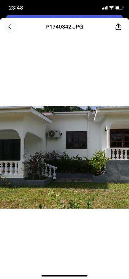Hotel Ogumka, Self Catering , Beoliere, Mahe Victoria Exterior foto